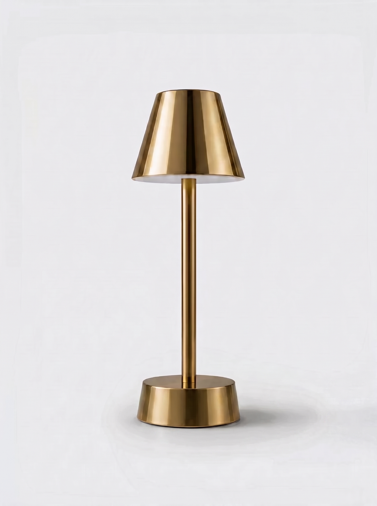 Elvée | Cordless Table Lamp