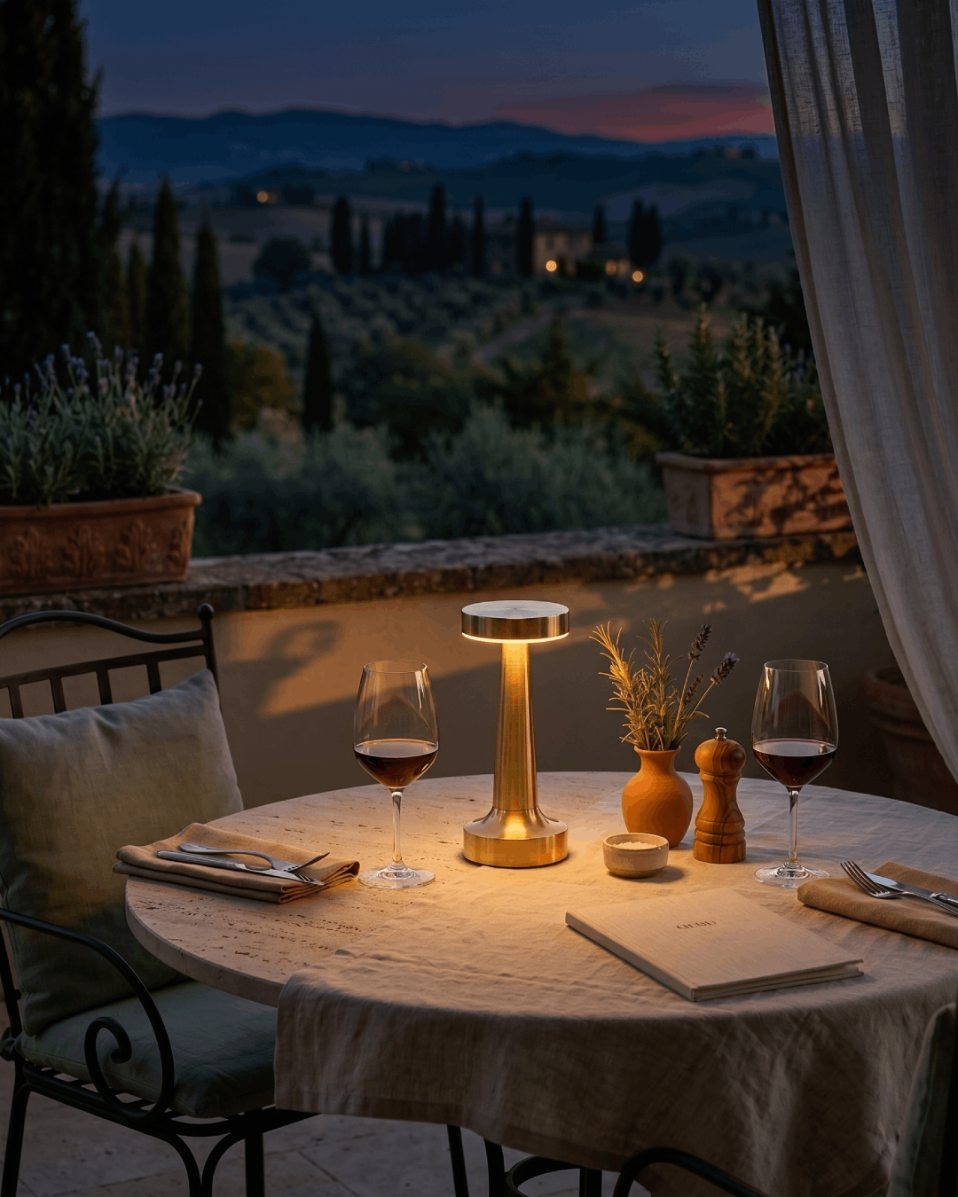 Liora | Cordless Table Lamp