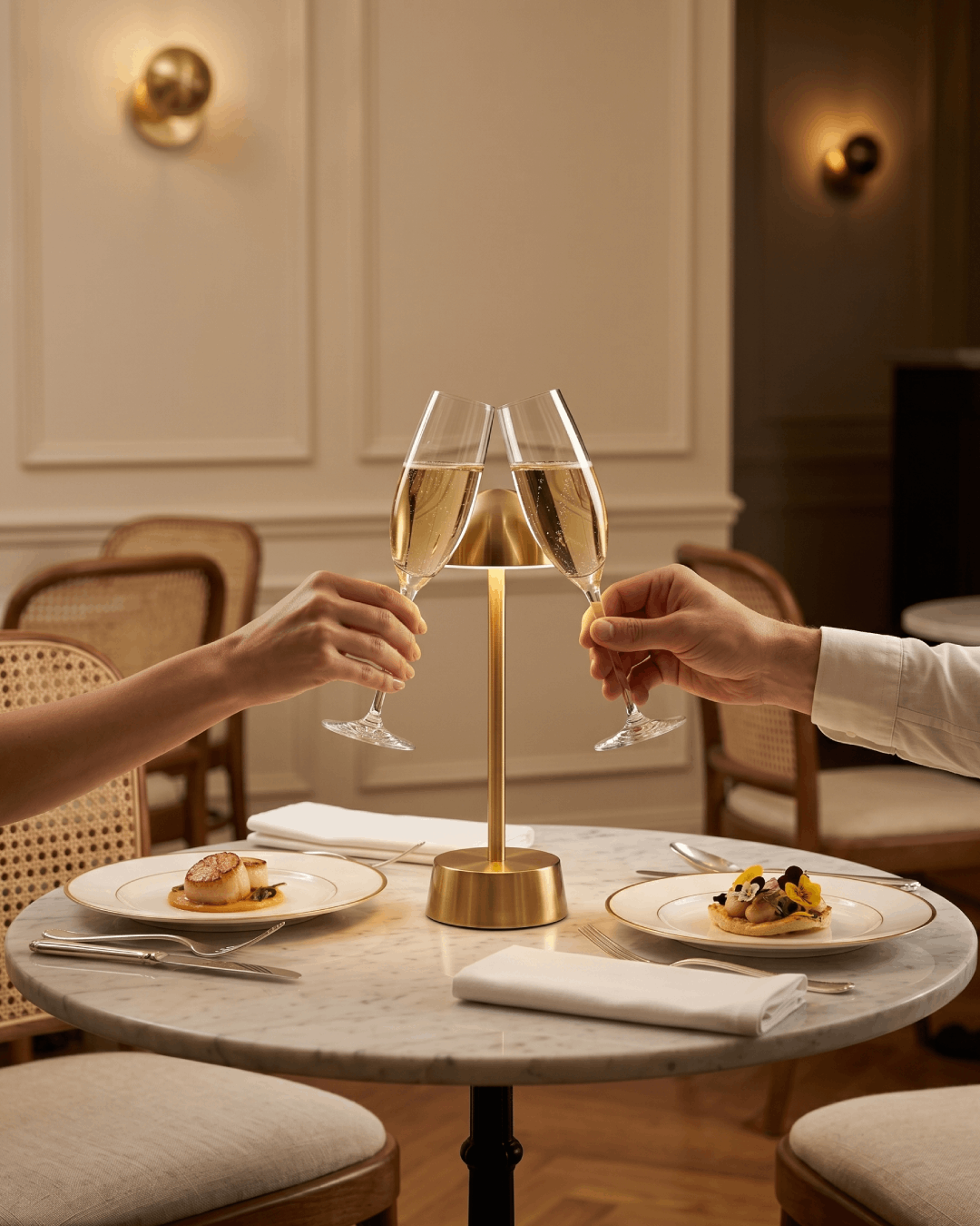 Arc | Cordless Table Lamp