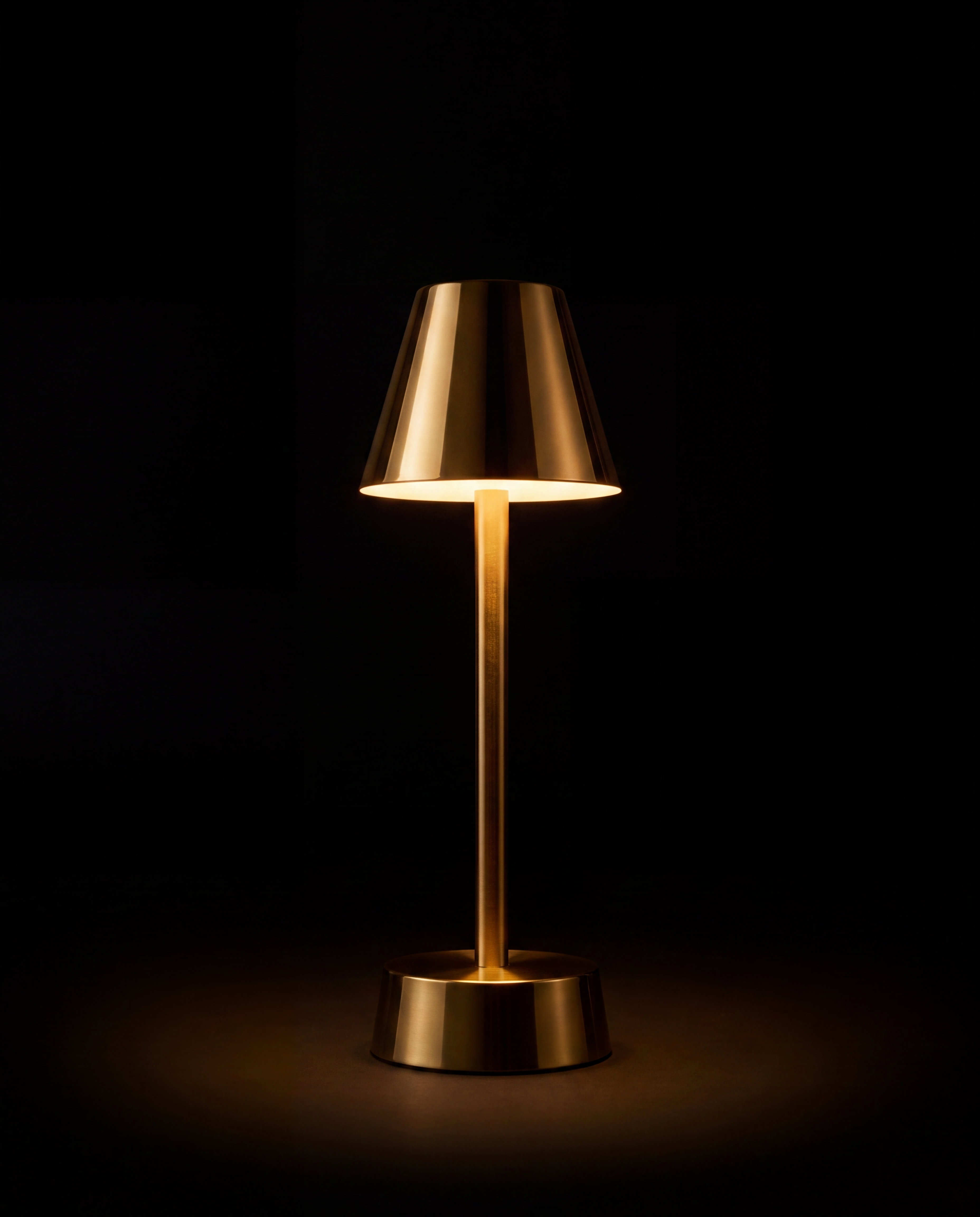 Elvée | Cordless Table Lamp