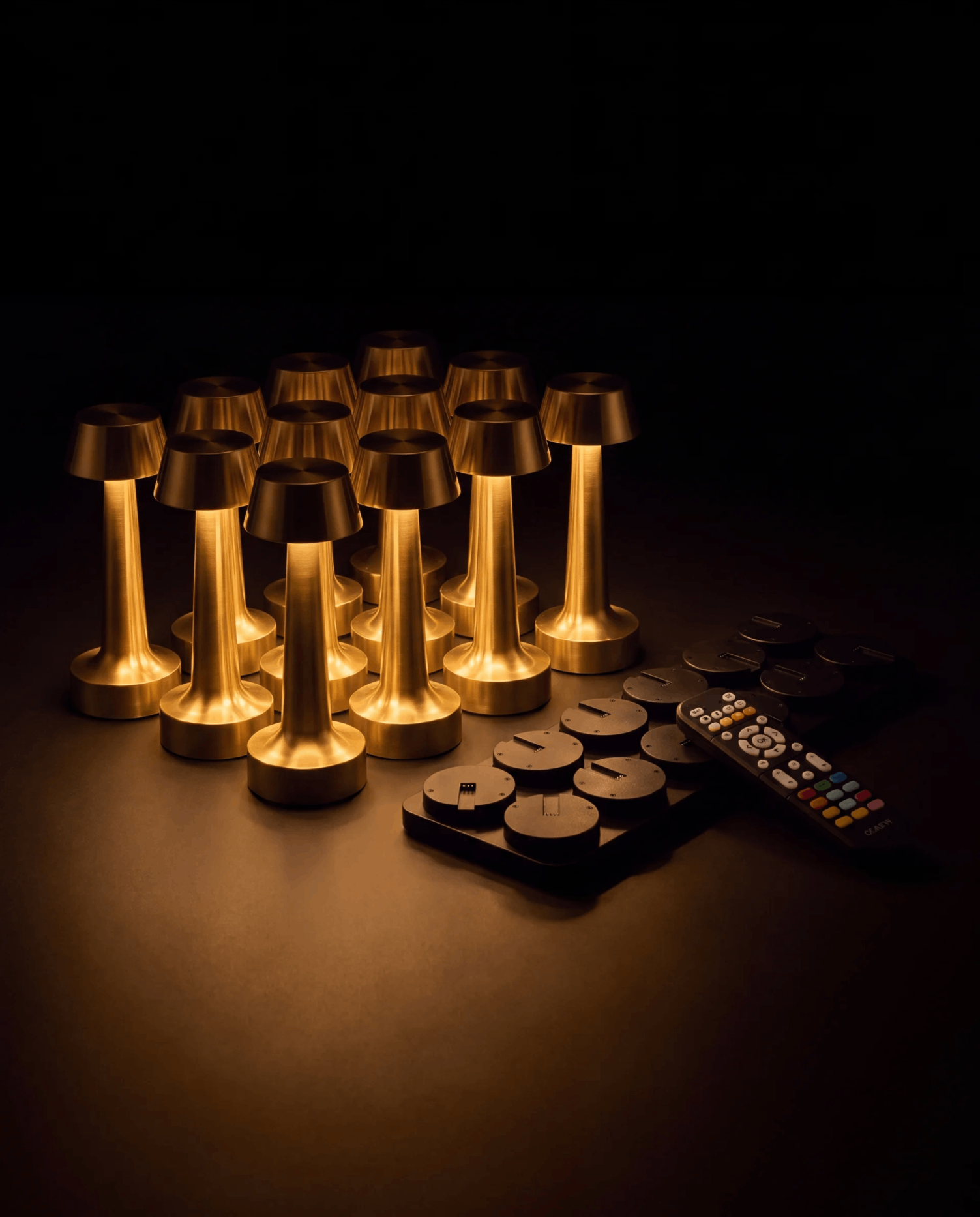 Vera | Set of 12 incl. Charging Station